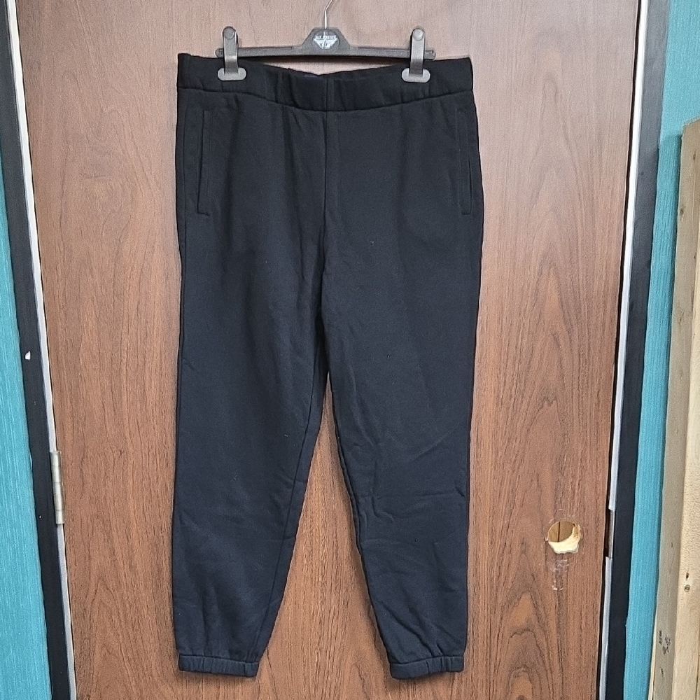 GAP Size L Black Fleece Lined Sweatpant